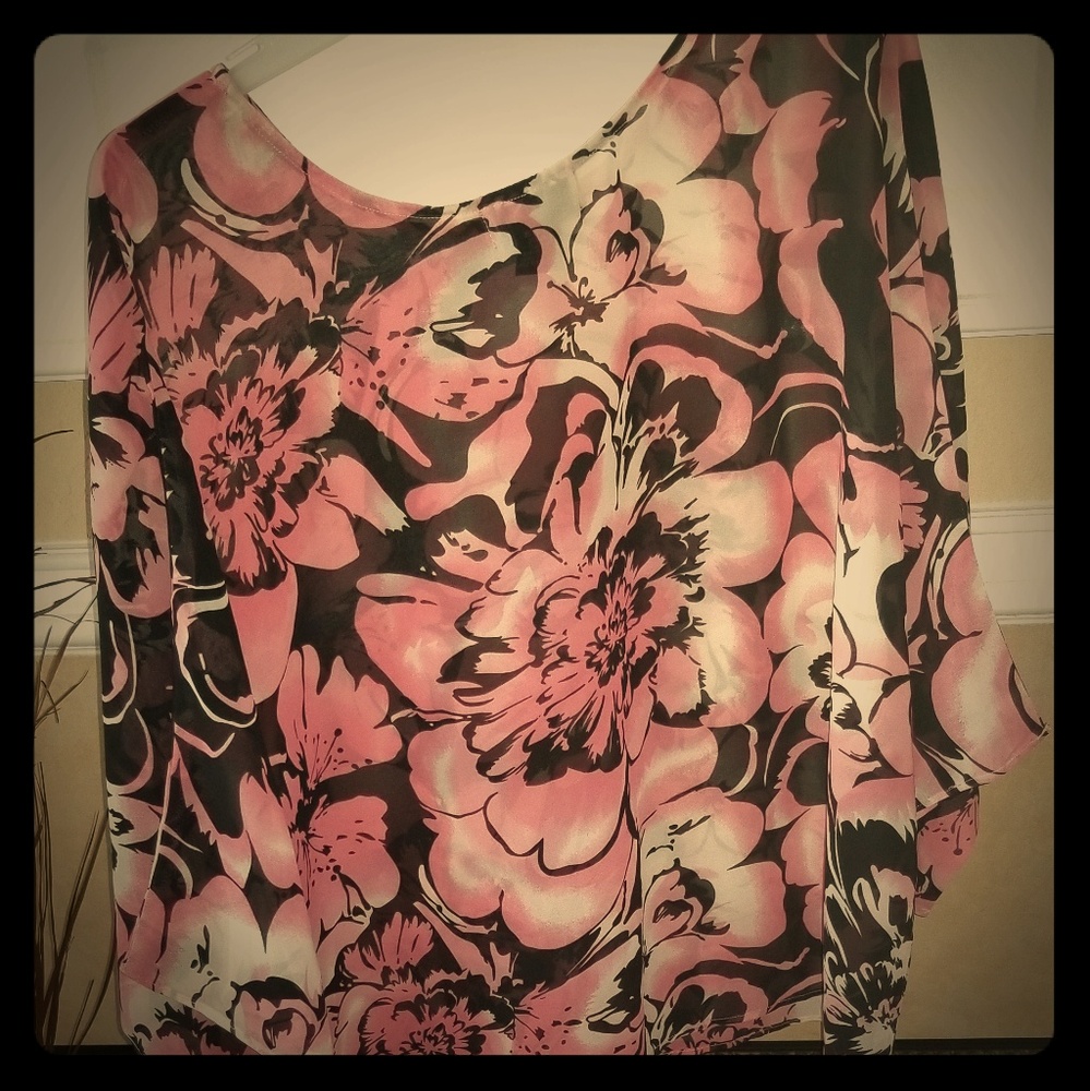 🌺Floral semi sheer blouse/top with knot tie